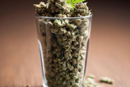 What is Shake Weed? Everything You Need to Know About It